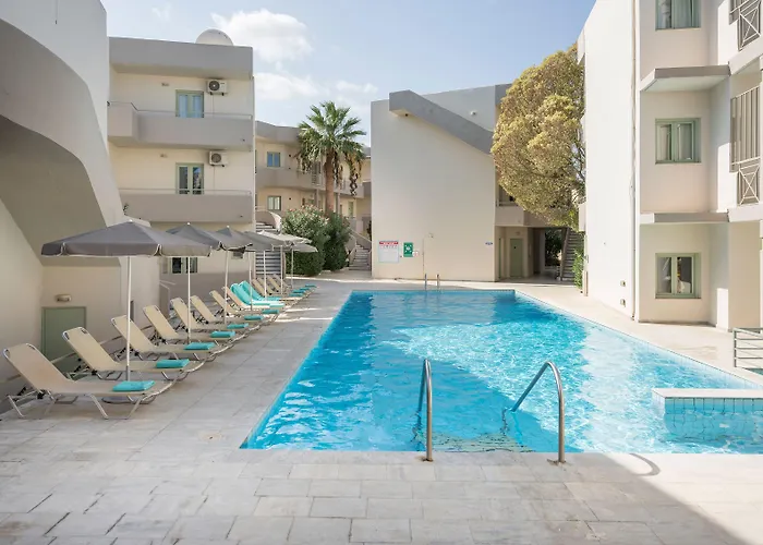 Summer Beach Hotel