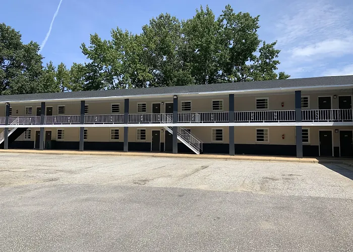 Paradise Suites - Newport News & Jefferson Ave
