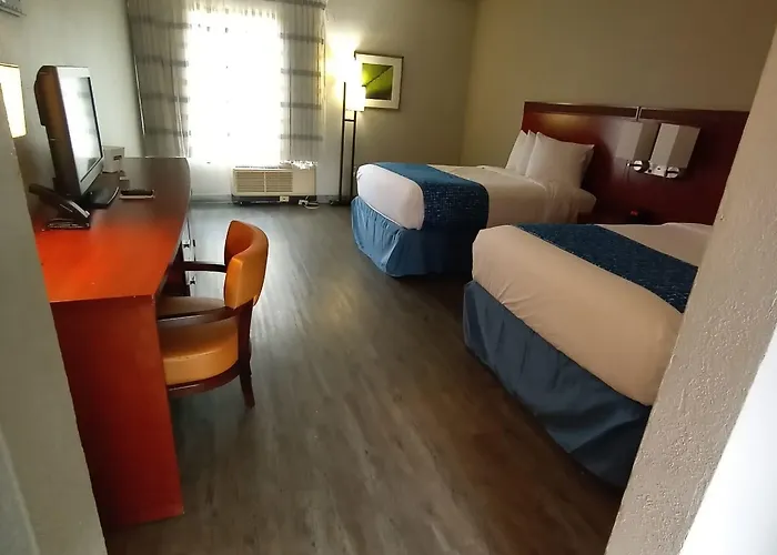 Travelodge By Wyndham Petersburg