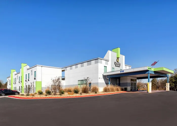 Quality Inn & Suites Elgin