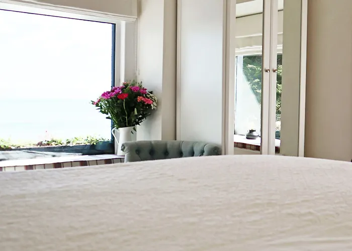 Manse On The Beach