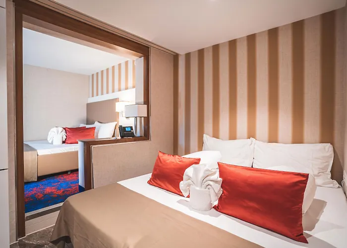My Home Hotel - Free Parking , Ac