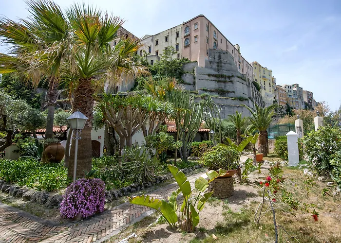 Le Roccette Mare Beach Hotel & Restaurant