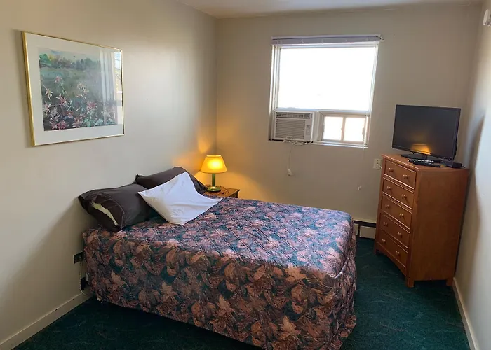 Vivian Motor Hotel