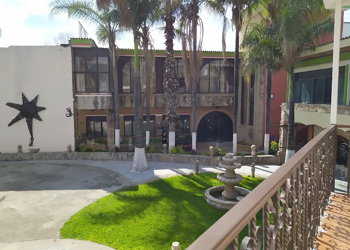 Hotel Hacienda Tonalmain, Central Nueva
