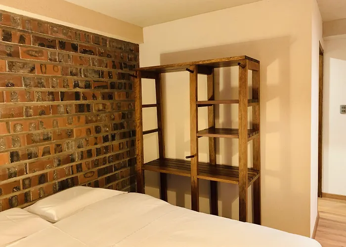 1911