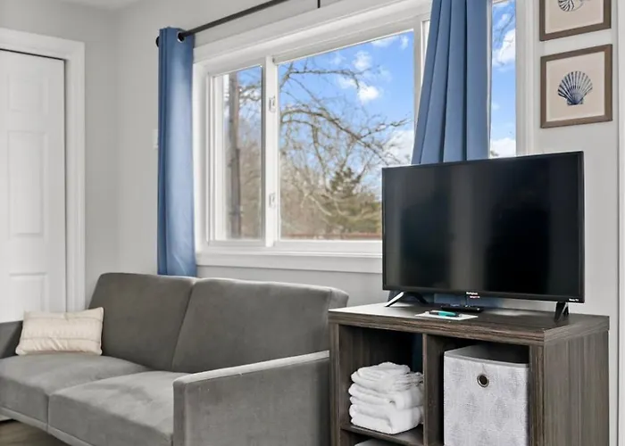 Washington Park Motel Deluxe Suite
