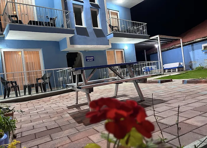 The Titanic House