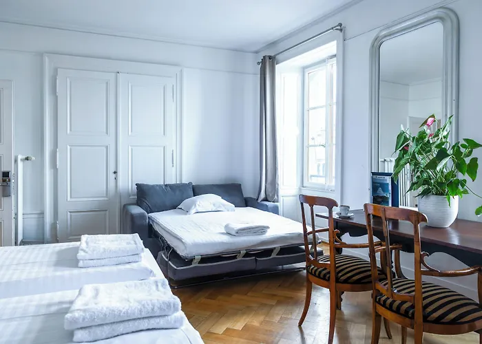 Vevey Hotel & Guesthouse
