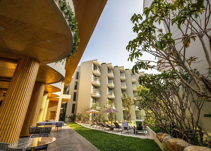 Phuket Emerald Beach Resort