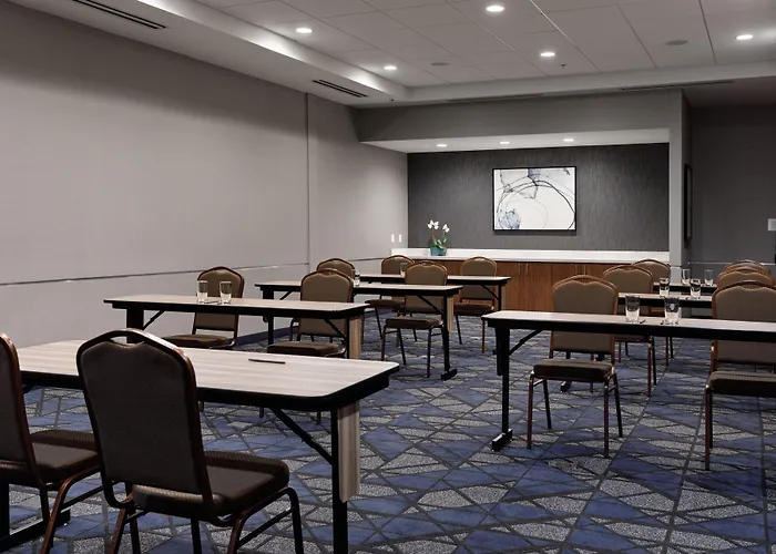 Courtyard By Marriott Richmond Scott'S Addition