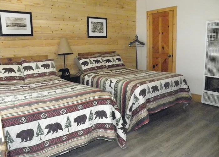 Creekside Lodge