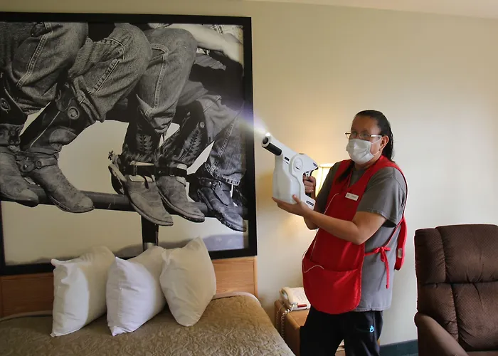 Homestead Inn And Suites