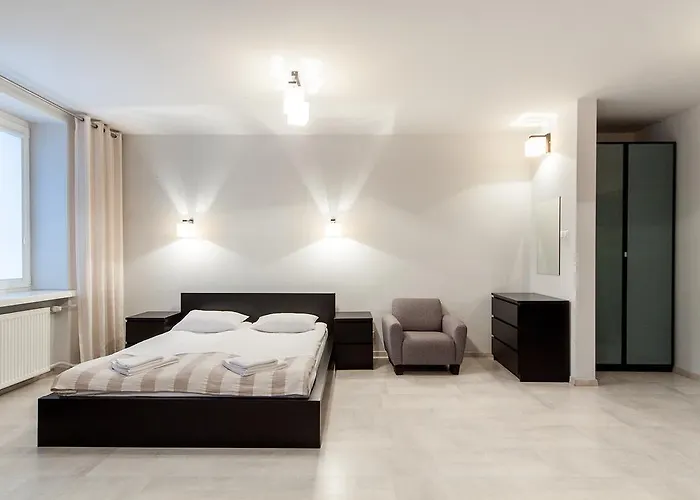 Avion Hotel