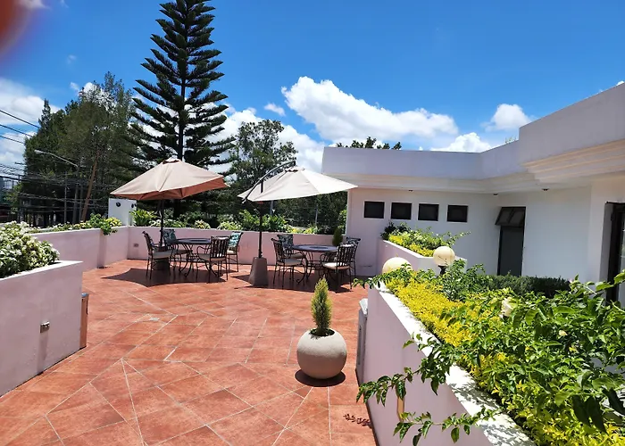 L'Aurora Inn