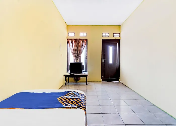 Oyo Life 90701 Kost Syariah Deris