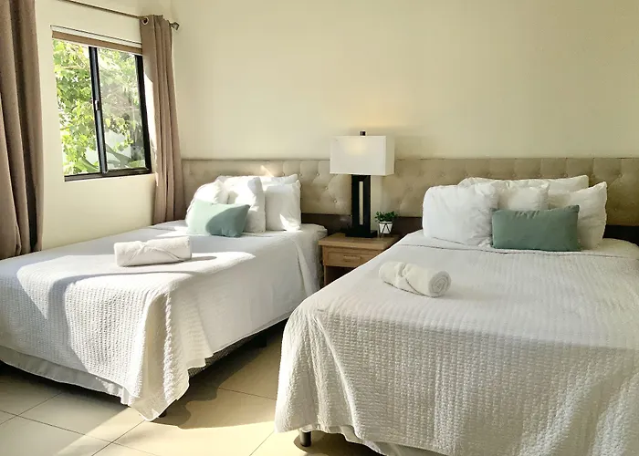 Paradise Surf Hotel