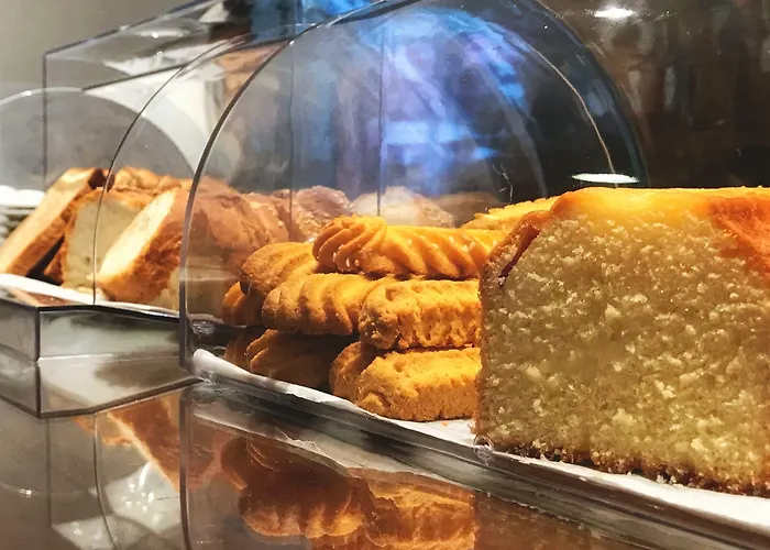 Hotel Avra