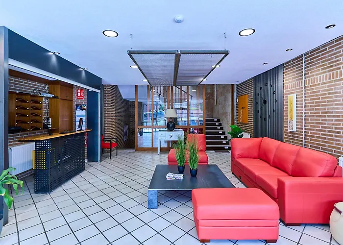 Hotel Villamayor By Gaiarooms