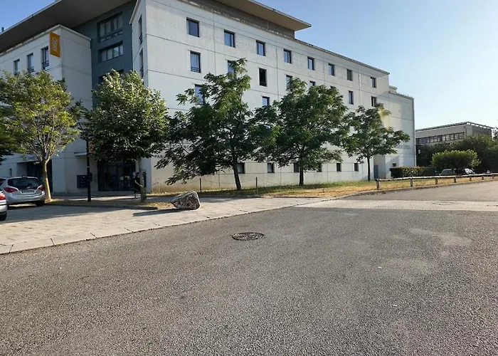 Studio Appart'Hotel - Avignon Gare Tgv Confluence