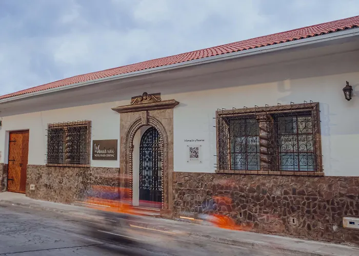 Wanderlot - Hotel Plaza Central