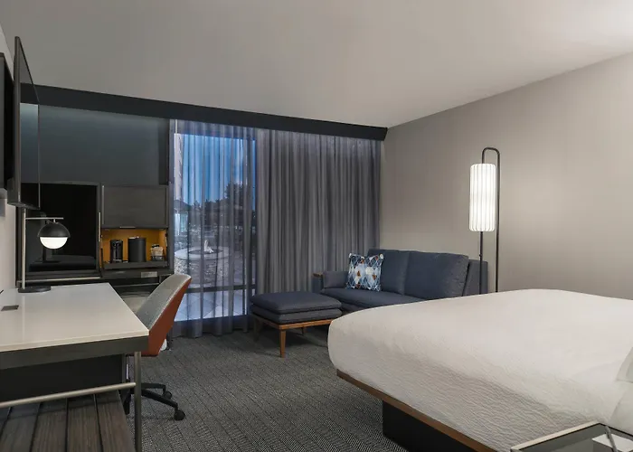 Courtyard By Marriott Nashville Smyrna