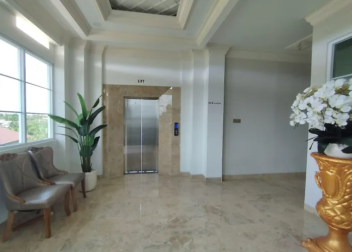 Maulidia Hotel Syariah & Convention Center