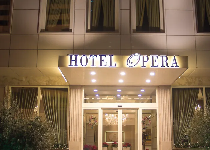 Hotel Opera