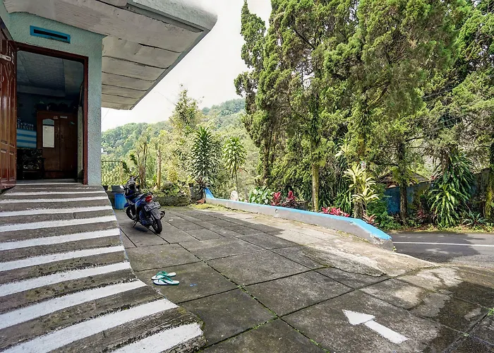 Oyo Life 91060 Villa Wijaya Homestay