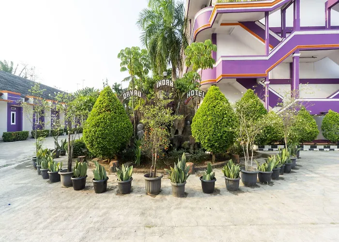 Super Oyo 3978 Hotel Danau Indah