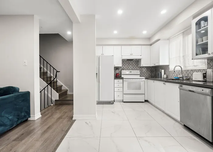 Rooming House In Scarborough By Globalstay