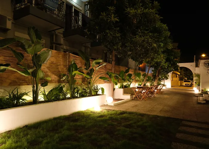 Nephos Beach Hotel