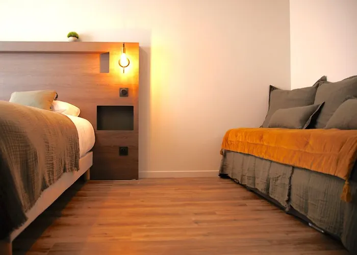 Appart'Hotel Le Corot - Acces Autonome - Saint-Junien Centre