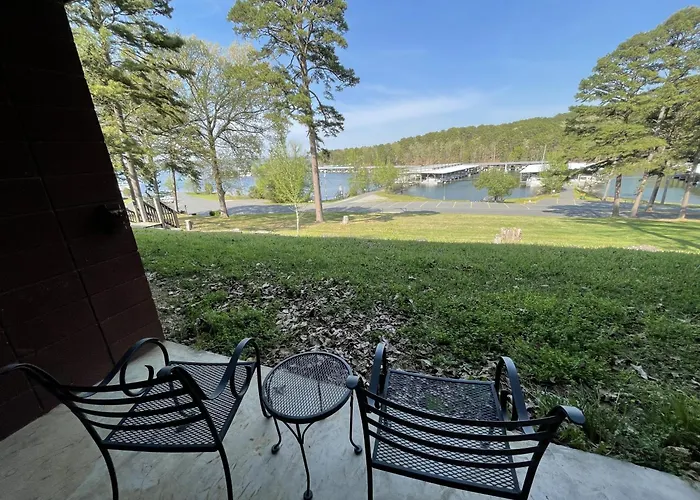 Gr4 - Mountain Harbor Queen Guest Room On Lake Ouachita