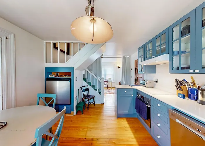 The Bean House Upstairs And Downstairs Unit