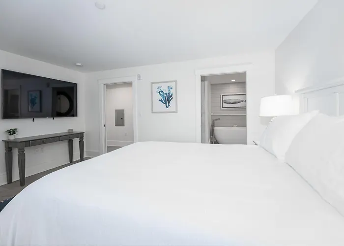 Thomas Sea Suites Penthouses