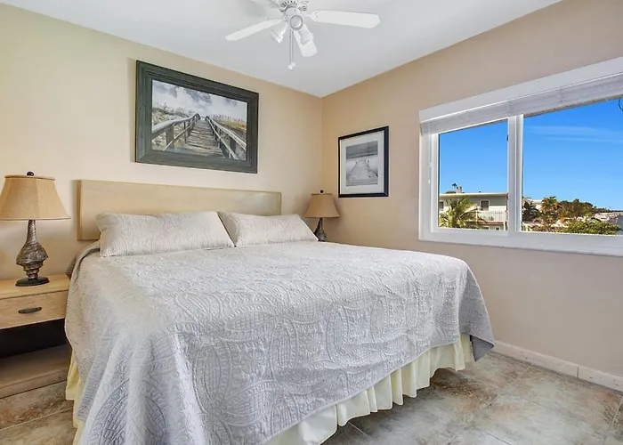 Five Palms Vacation Rentals- Daily - Weekly - Monthly