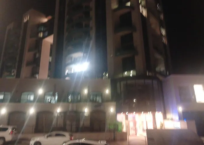 Marina Towers Hotel