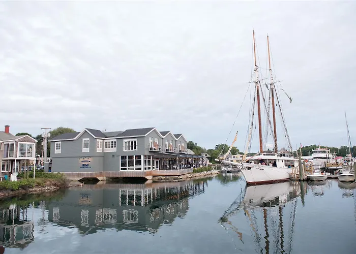 The Boathouse
