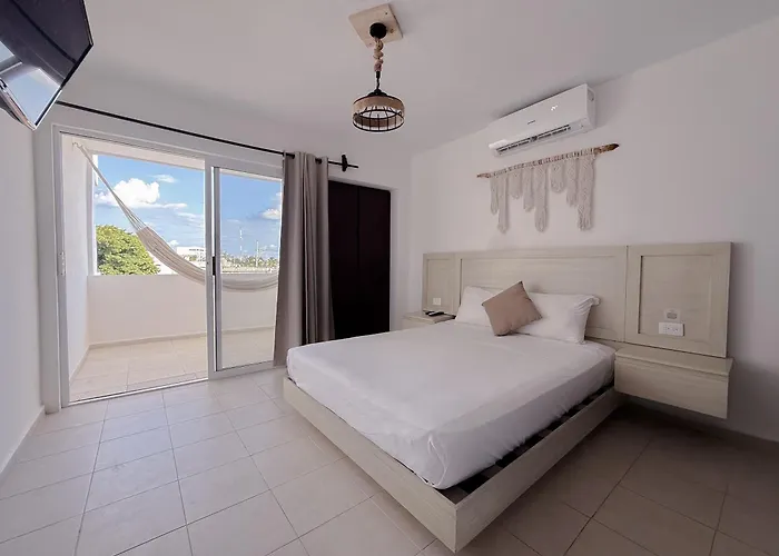 Rustic Hotel Isla Mujeres