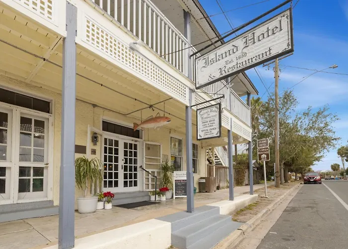 The Historic Island Hotel Of Cedar Key