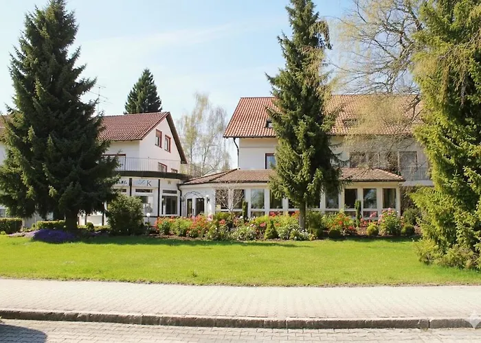 Hotel Gaestehaus Am Kurpark