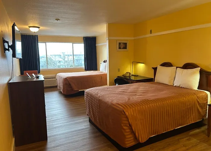 Marina Inn Des Moines / Seatac