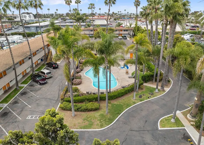 Hotel Palmeras Chula Vista