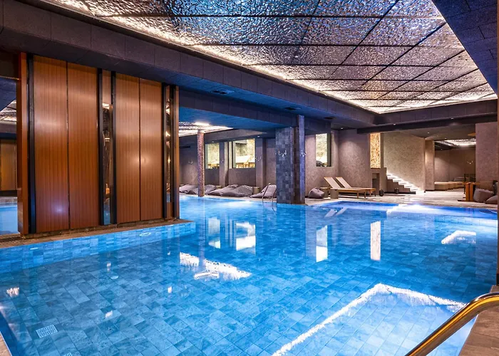 Premier Luxury Mountain Resort