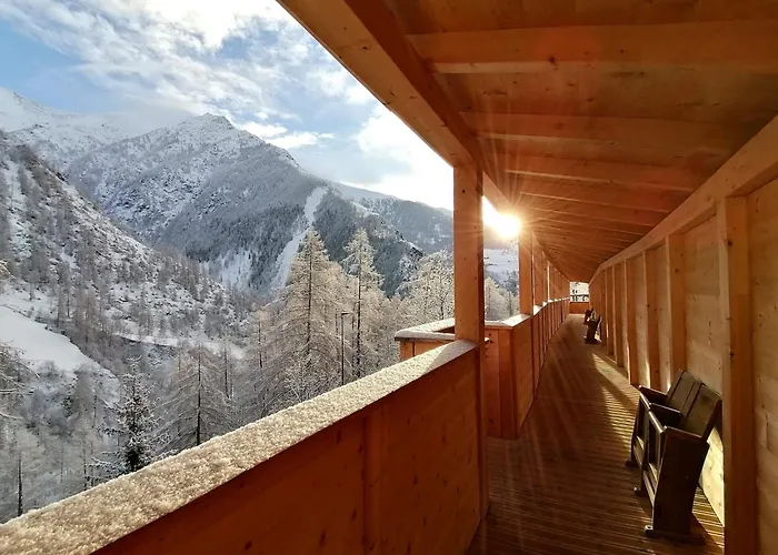 Goldene Rose Karthaus A Member Of Small Luxury Hotels Of The World Senale
