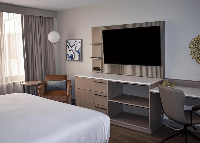 Doubletree By Hilton Chicago - Oak Brook