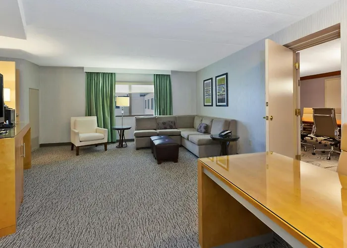 Hotel Auburn Hills