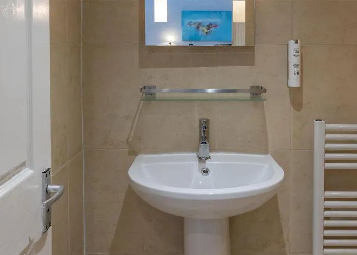 Best Western The Plough Hotel