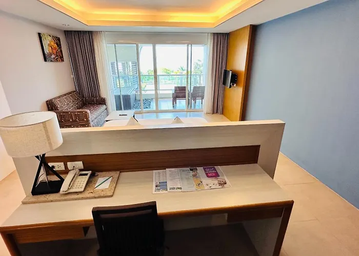 Anyavee Tubkaek Beach Resort